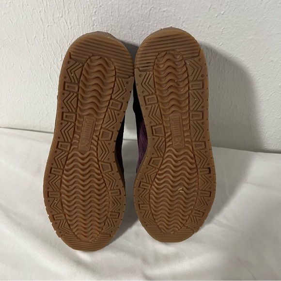 Puma Women’ Size 7.5 Sky II Hi Women Round Toe Suede Purple Sneakers Gold Logo - Picture 9 of 10